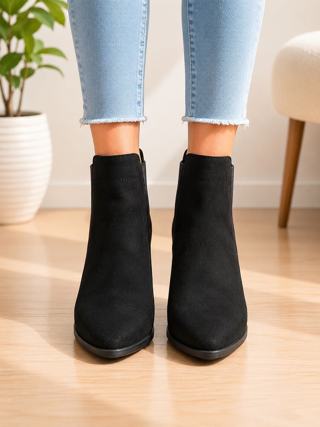 Ladies Sakura Black Court Heels - StylePhase SA