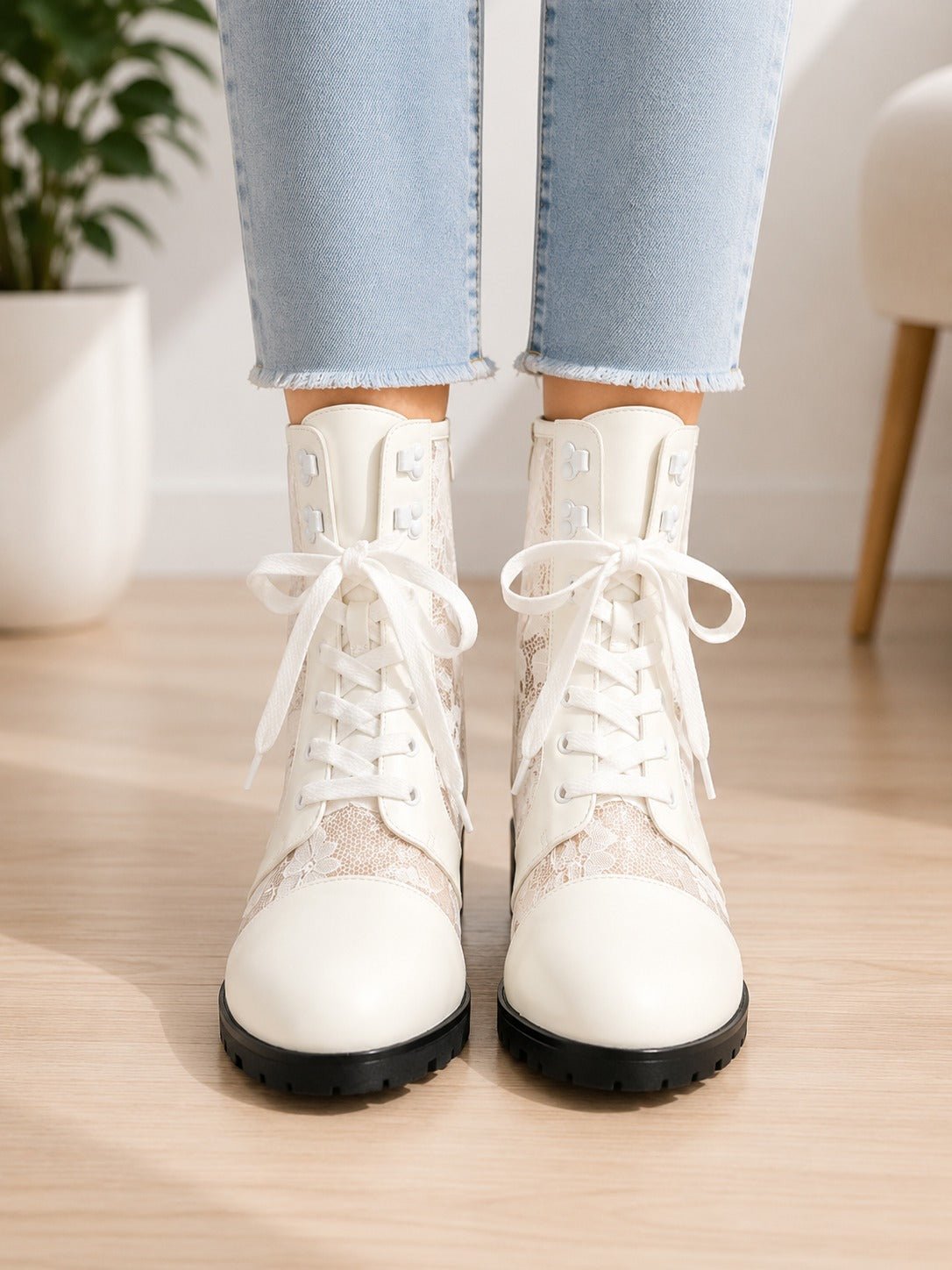 Ladies White Lace Up Block Heel Boot - StylePhase SA
