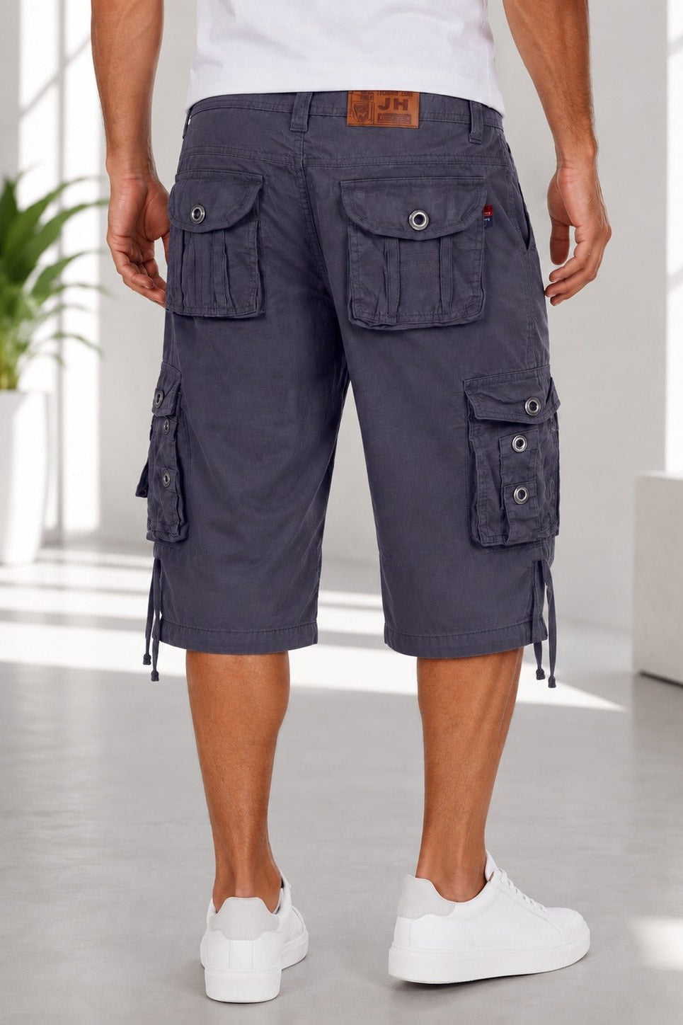 Men's Grey Multi-Pocket 3/4 Cargo Shorts - StylePhase SA