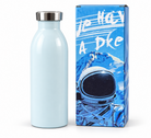 Light blue water bottle product features infographic
