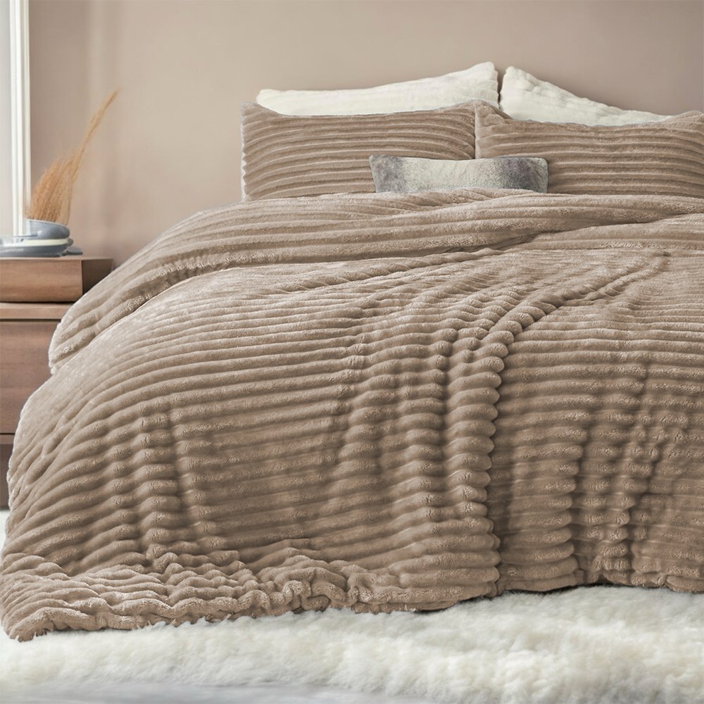 3PC Aria Ribbed Flannel Winter Comforter Set - 230 x 200 cm - StylePhase SA