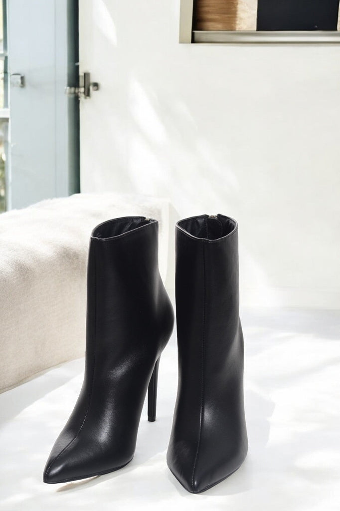 Black Madelina Ankle Boots - StylePhase SA