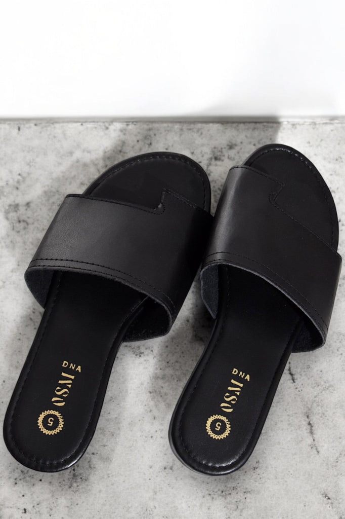 Black One Toe Sandal - StylePhase SA