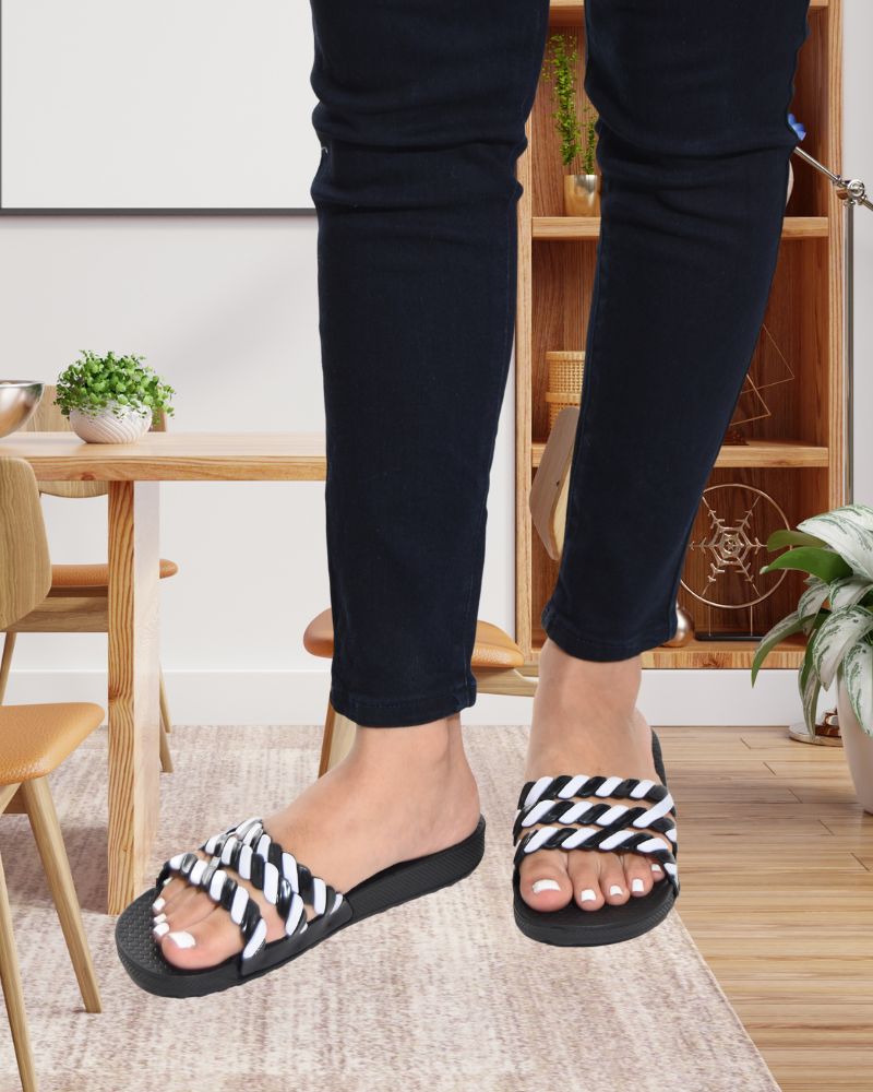 Black Zebra Striped Slides - StylePhase SA