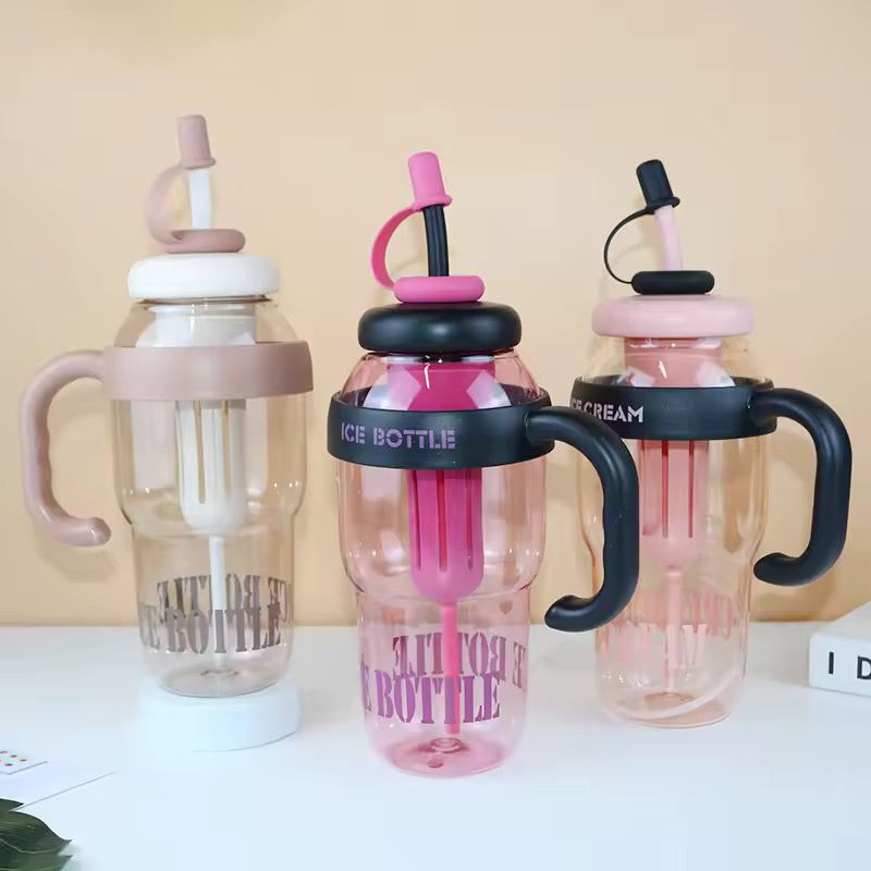 Cute Plastic Ice Infuser Bottle - 1200 ml - Home Phase