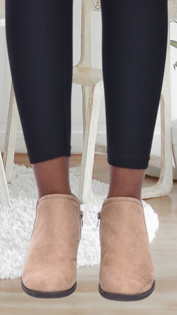 Desert Rev Taupe Boots - StylePhase SA