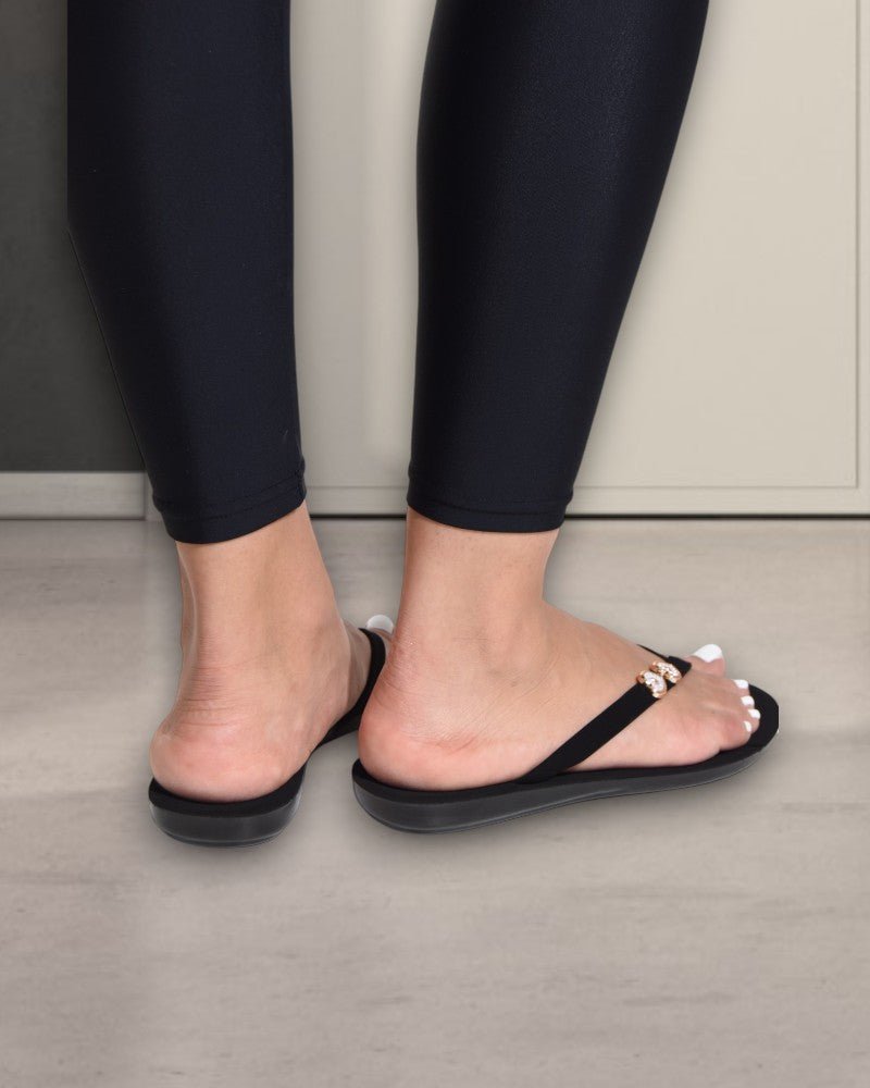 Detailed Black Thong Sandal - StylePhase SA