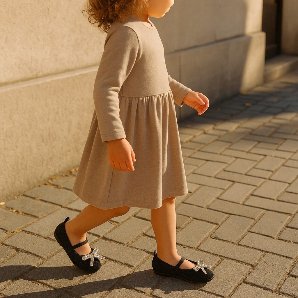 Girls Sofia Black Pumps - StylePhase SA