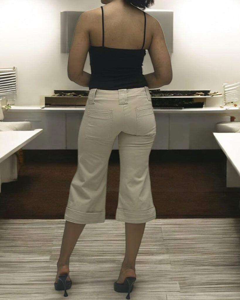 Ladies Beige 3/4 Pants - StylePhase SA