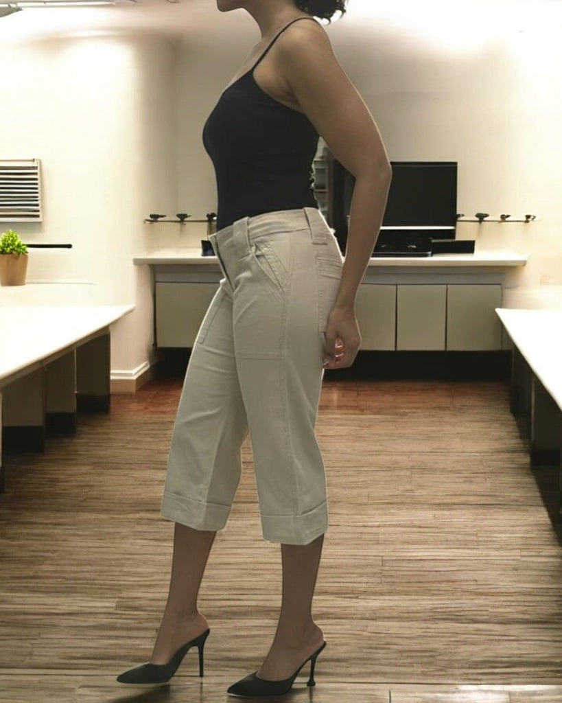 Ladies Beige 3/4 Pants - StylePhase SA