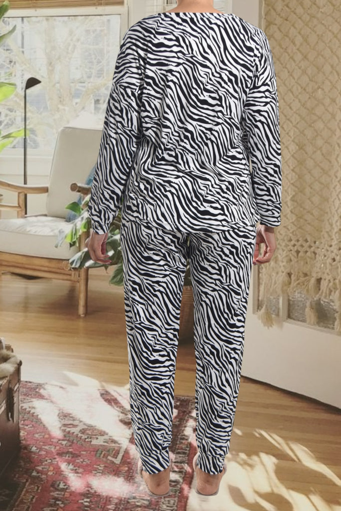 Ladies Black And White Pajama Set - StylePhase SA