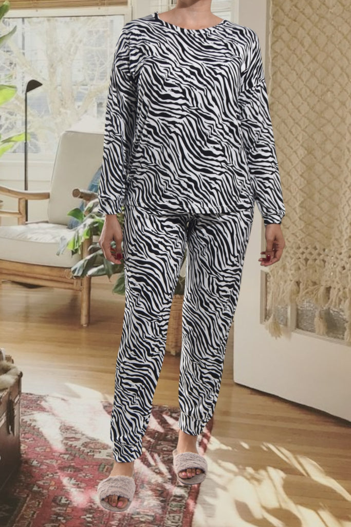 Ladies Black And White Pajama Set - StylePhase SA