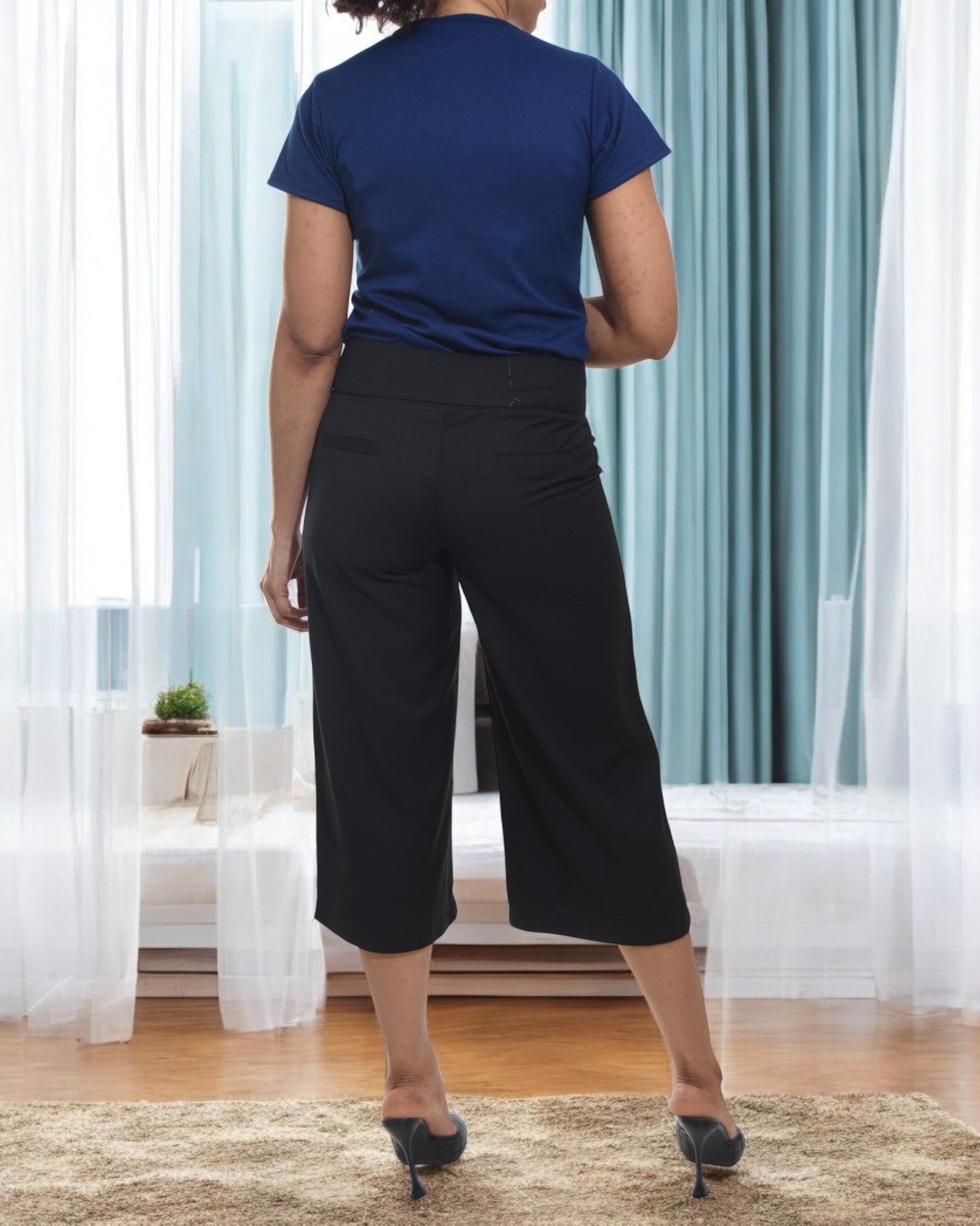Ladies Black Bootleg Side Zip 3/4 Pants (No Button) - StylePhase SA