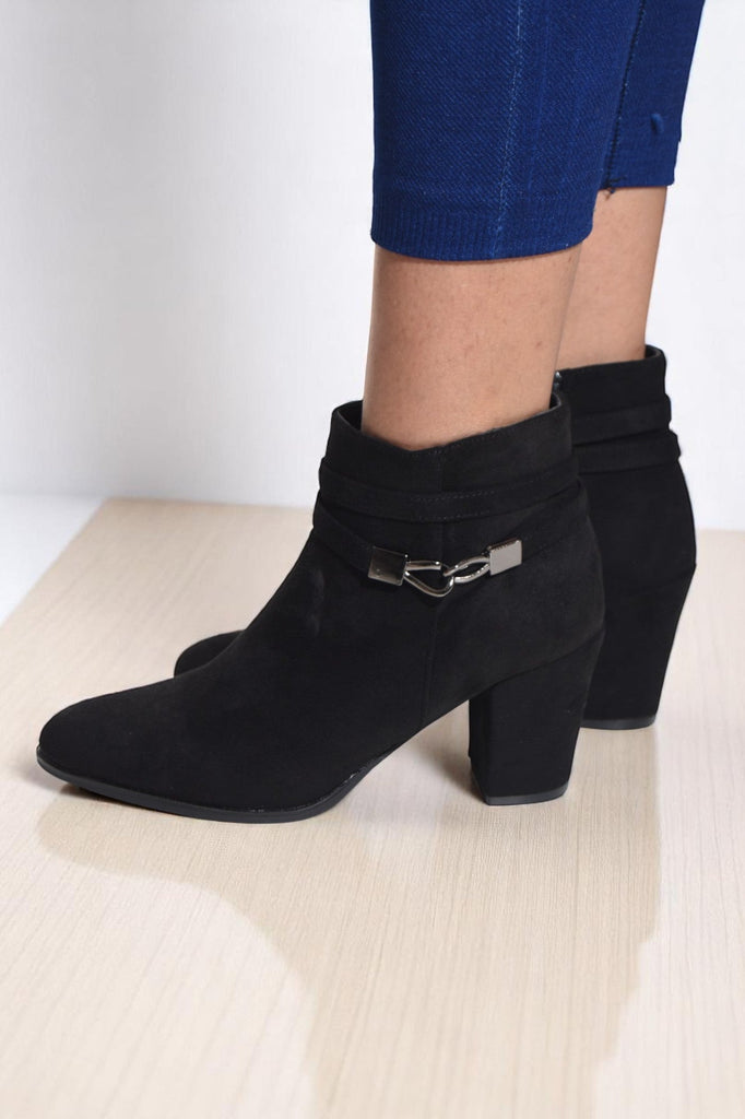 Ladies Black Loop Ankle Boots - StylePhase SA