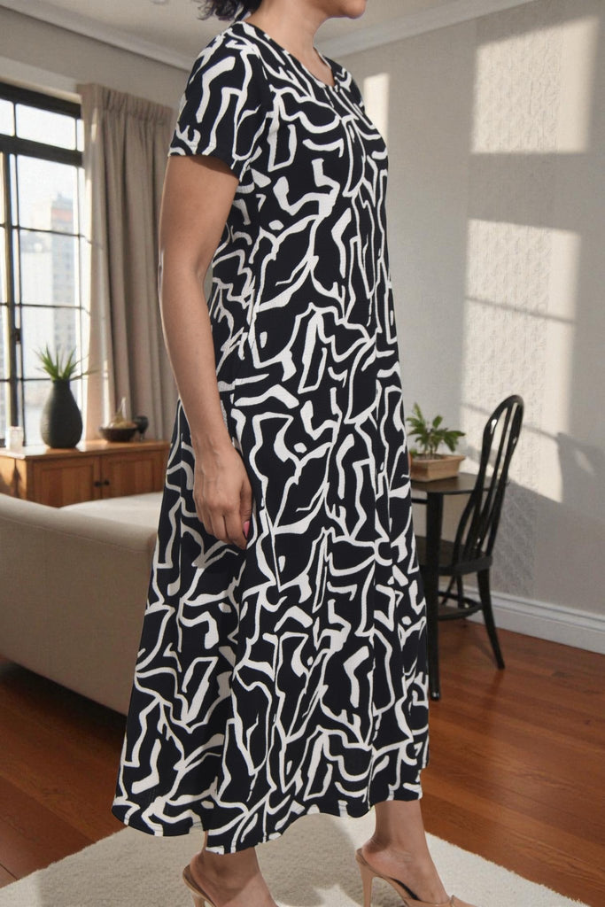 Ladies Black Printed Short Sleeve Maxi Dress - StylePhase SA