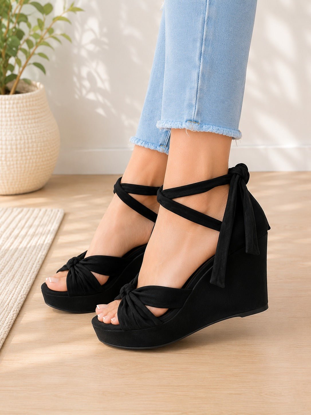 Ladies Black Wedge Heel - StylePhase SA