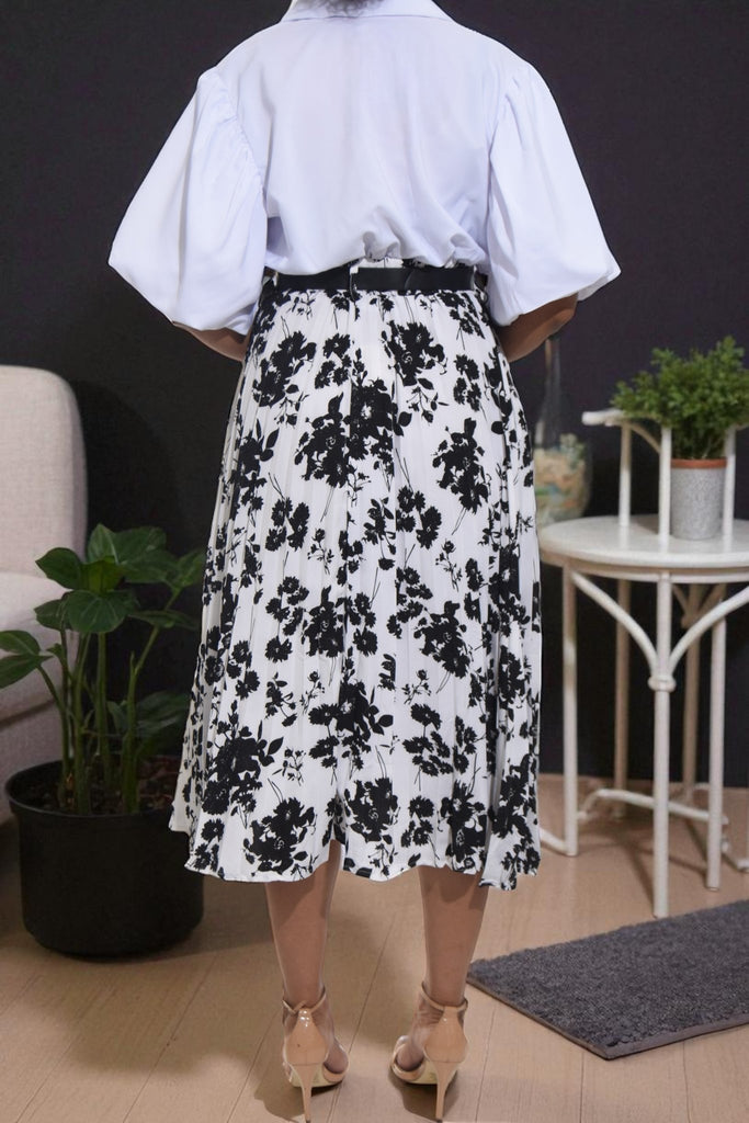 Ladies Floral White Pocket Skirt (No Belt) - StylePhase SA
