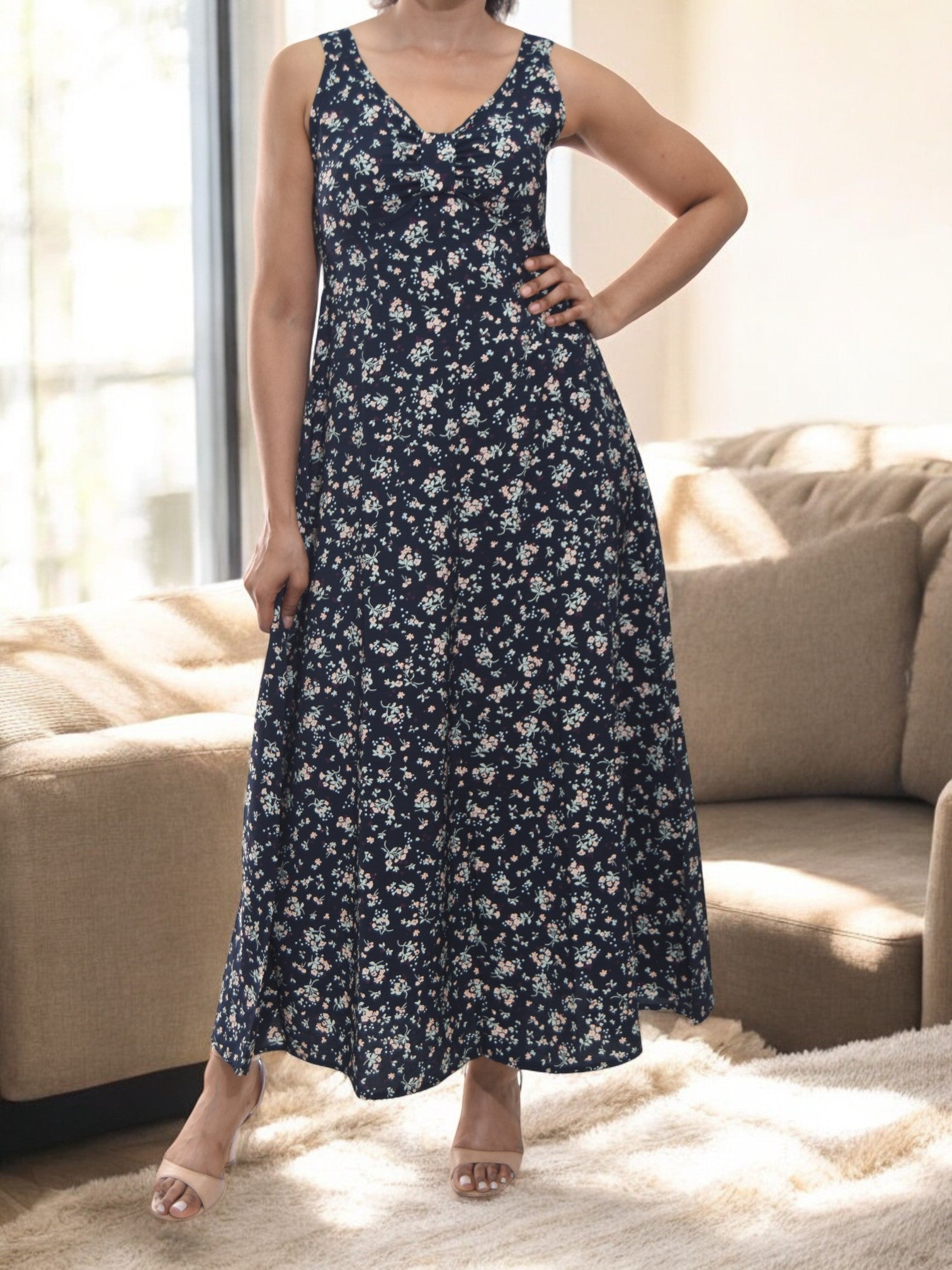 Ladies Front Slit Dress - Black Mini Floral - StylePhase SA