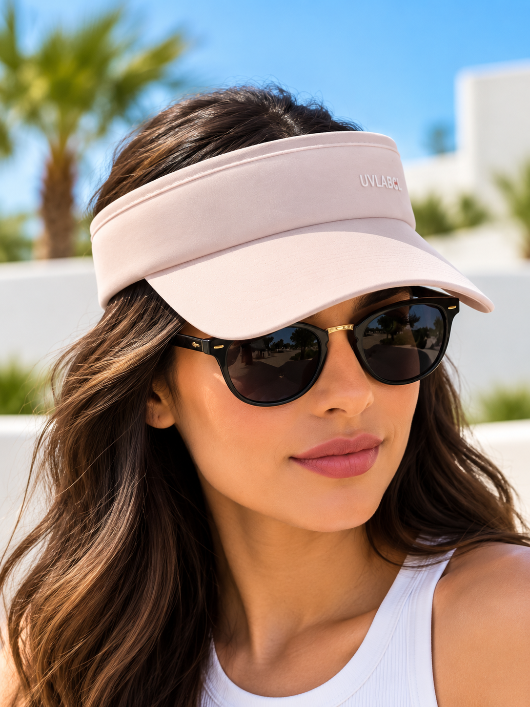 Ladies light pink open-top sun visor with curved brim