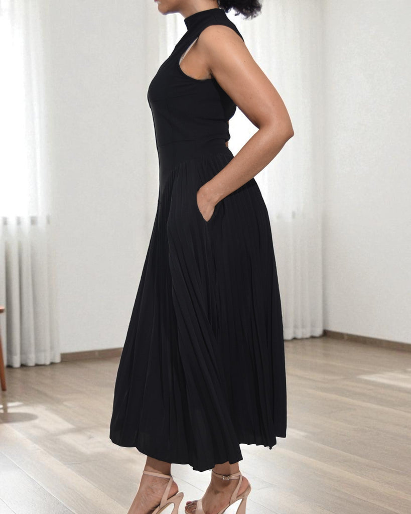 Ladies New Feeling Black Pleated Pocket Dress - StylePhase SA