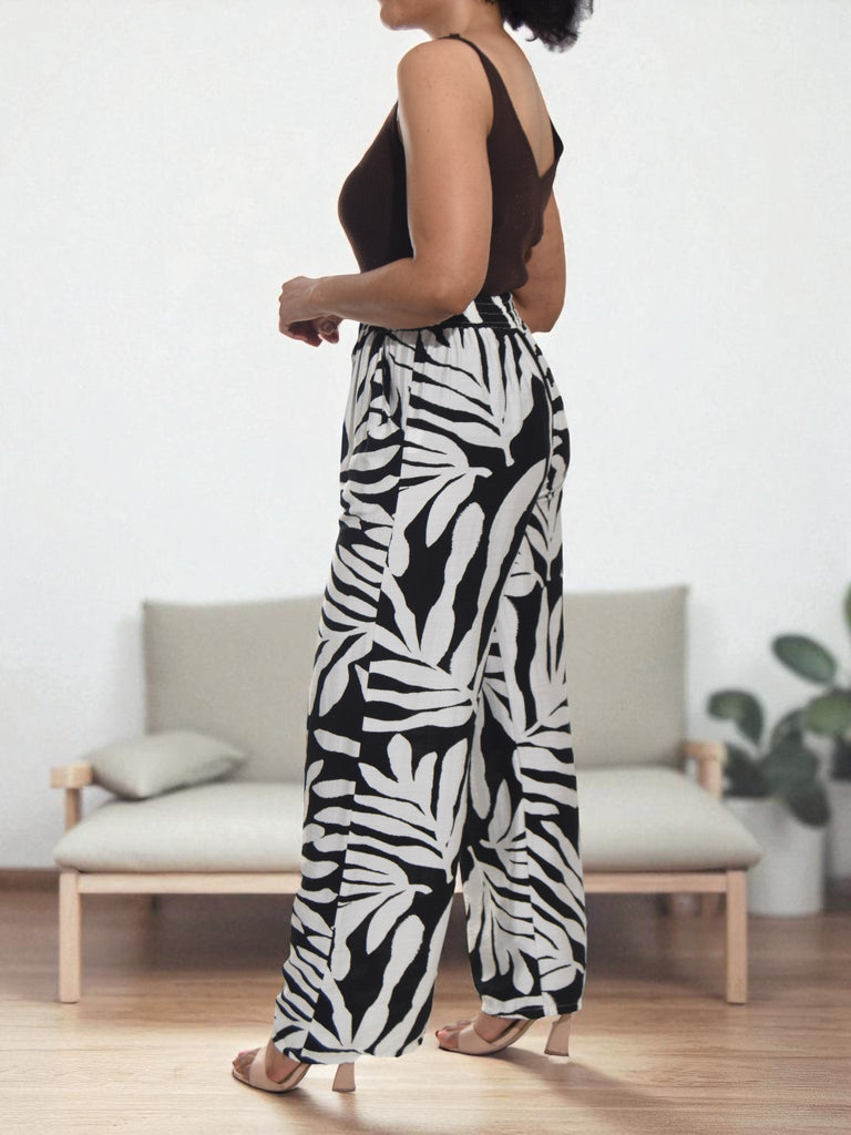 Ladies New Feeling Black Pocket Pants - StylePhase SA