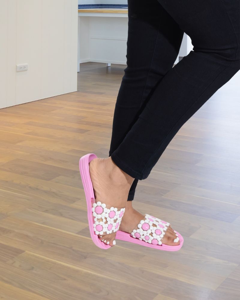 Ladies Pink Slide Sandal - StylePhase SA