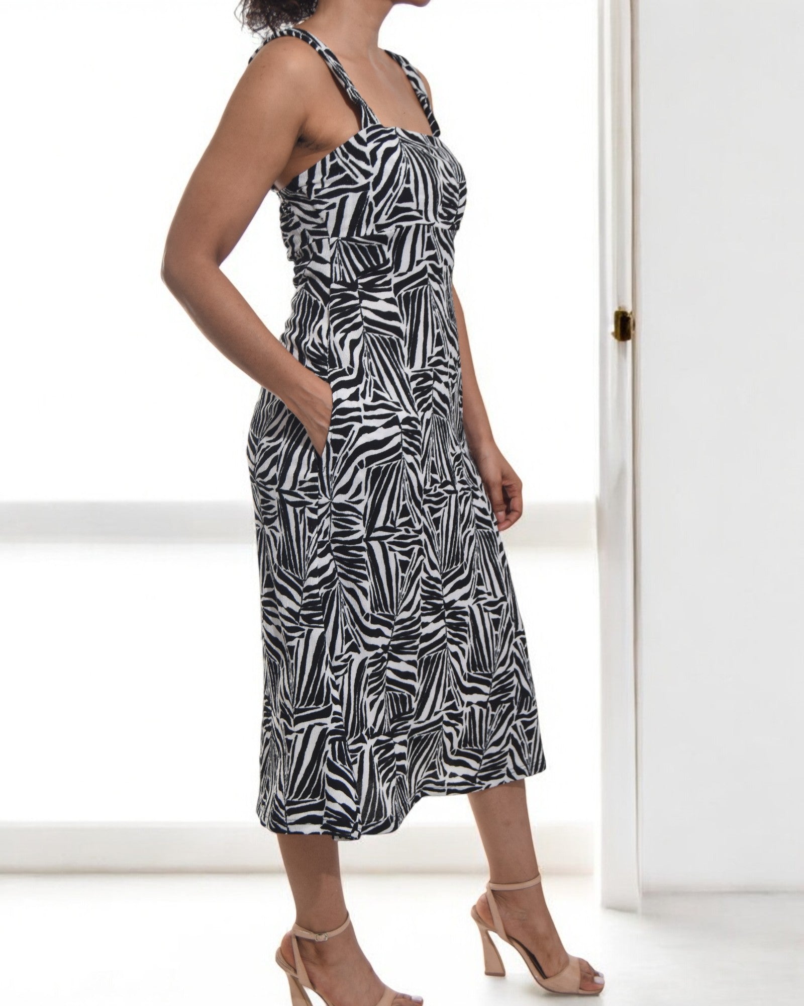 Ladies Strappy Pocket Dress - Leaf Stripes - StylePhase SA