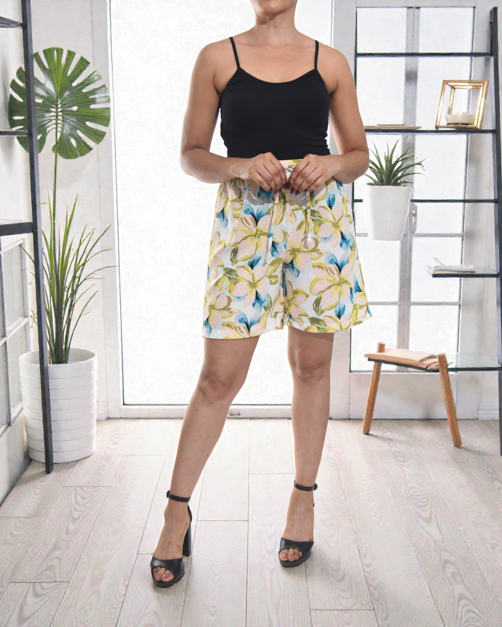 Ladies Tie Front Shorts - Yellow floral - StylePhase SA