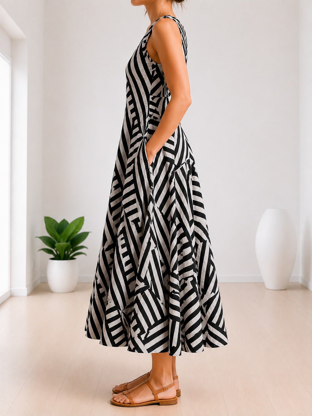 Ladies V-Neck Sleeveless Cream And Black Patterned Dress - StylePhase SA