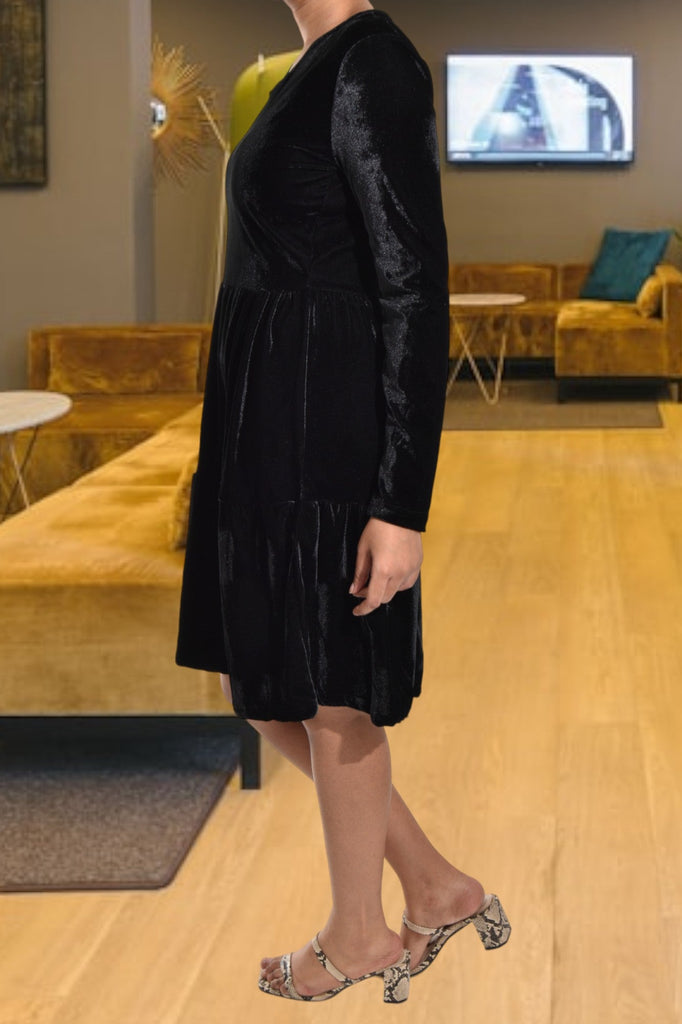 Ladies Velvet Long Sleeve Dress - StylePhase SA