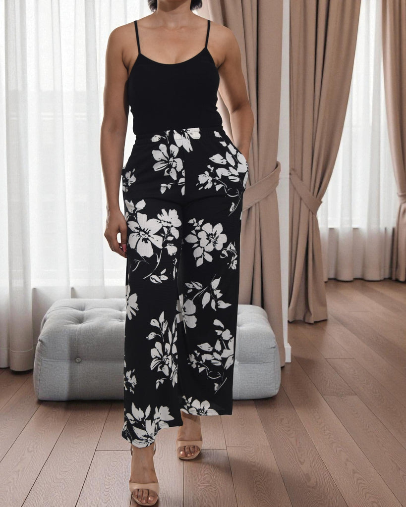 Ladies White Floral Pocket Pants - StylePhase SA