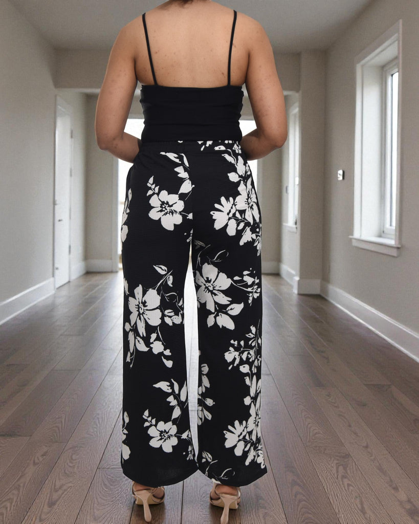 Ladies White Floral Pocket Pants - StylePhase SA