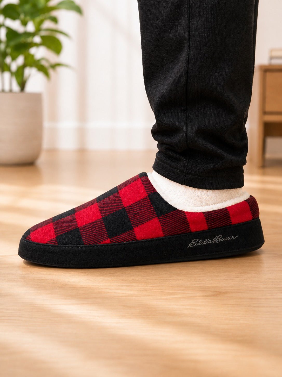 Mens Red Stripe Faux Fur Warm Shoe - StylePhase SA