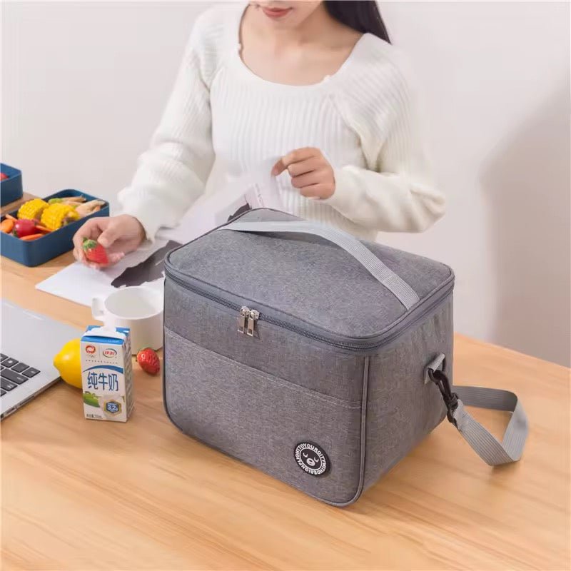 Panda Insulated Large Sling Lunch Bag - Home Phase