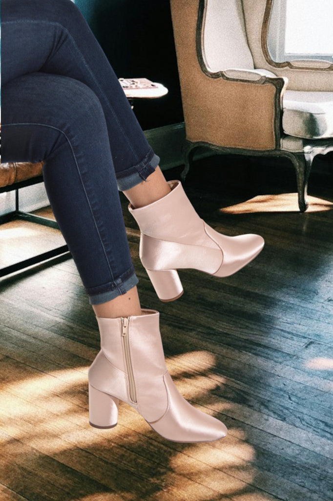 Quintessa Nude Boots - StylePhase SA