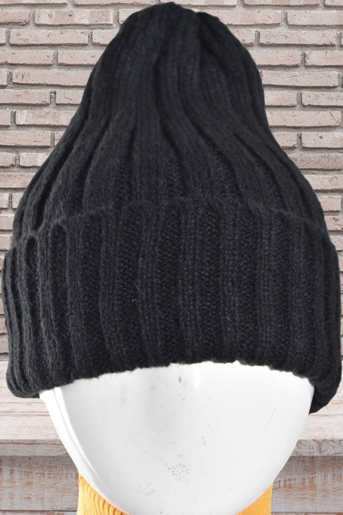 RIbbed Black Beanie - StylePhase SA