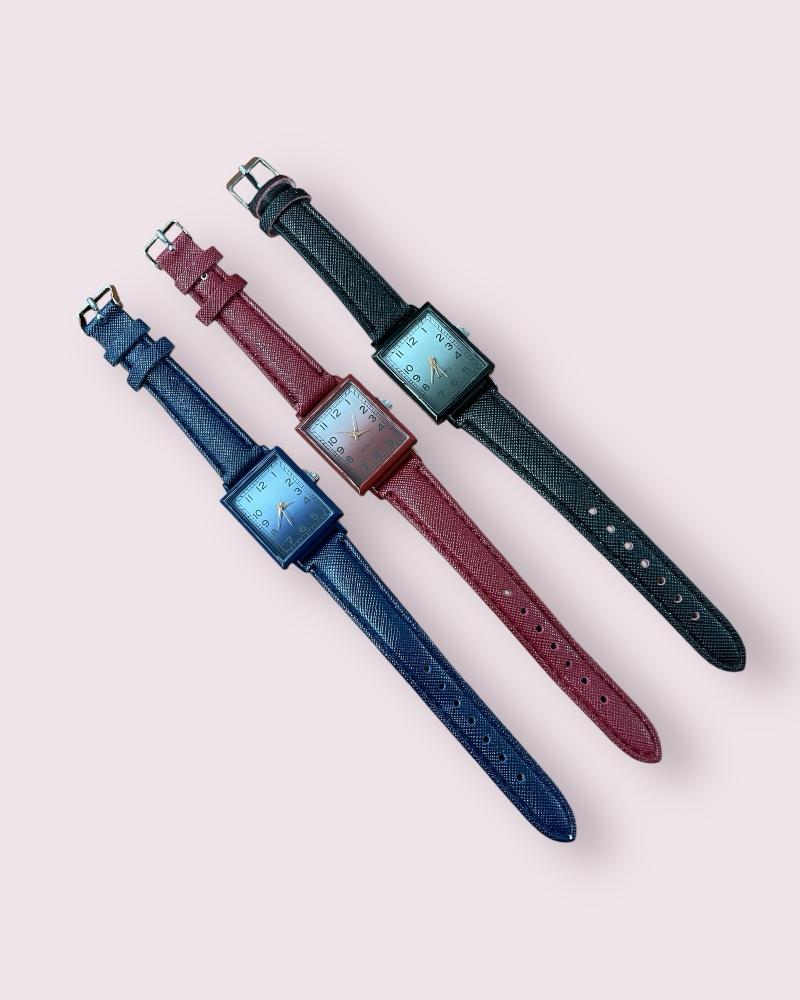 Textured Strap Quartz Watch - StylePhase SA