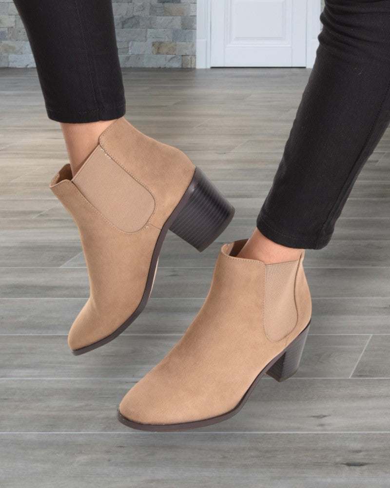 Varia Taupe Boots - StylePhase SA