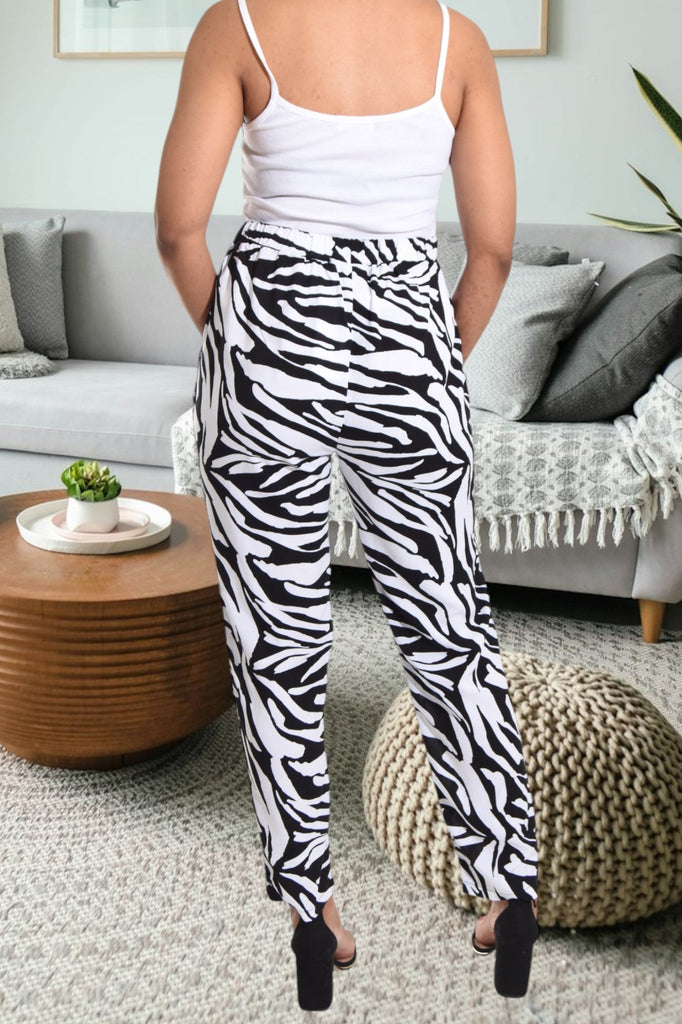 White Printed Pocket Pants - StylePhase SA