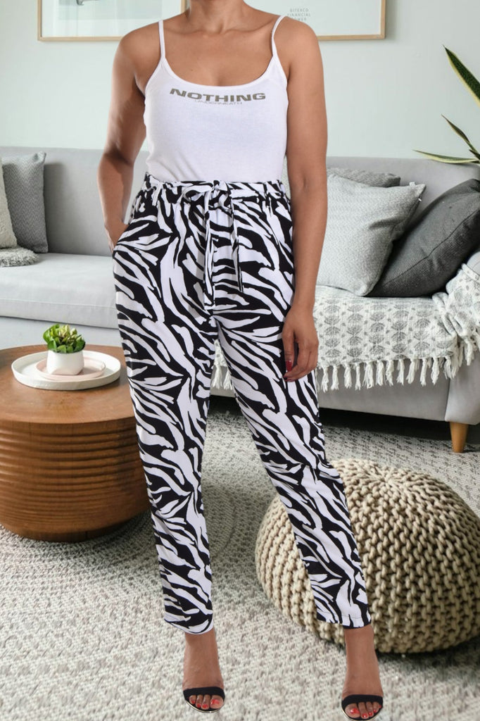 White Printed Pocket Pants - StylePhase SA