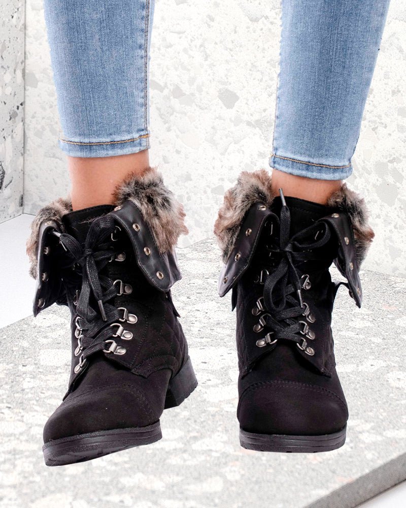 Black Accacia Boots - StylePhase SA