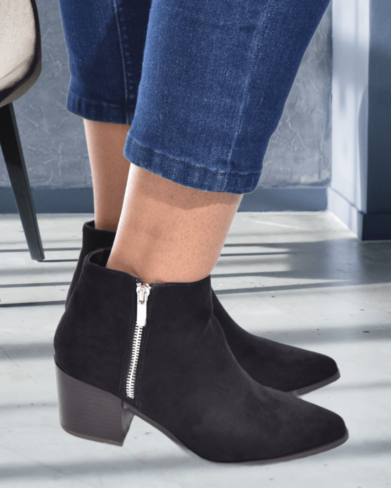 Eloree Black Boots - StylePhase SA
