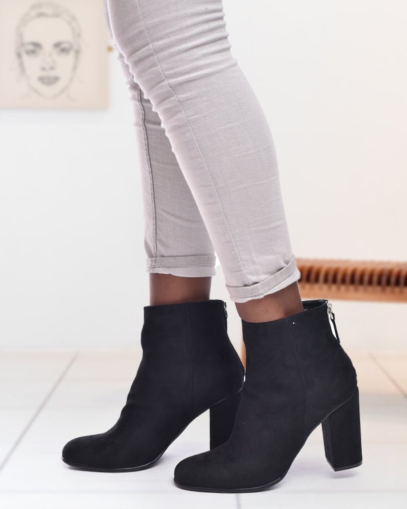 Eugenie Black Boots - StylePhase SA