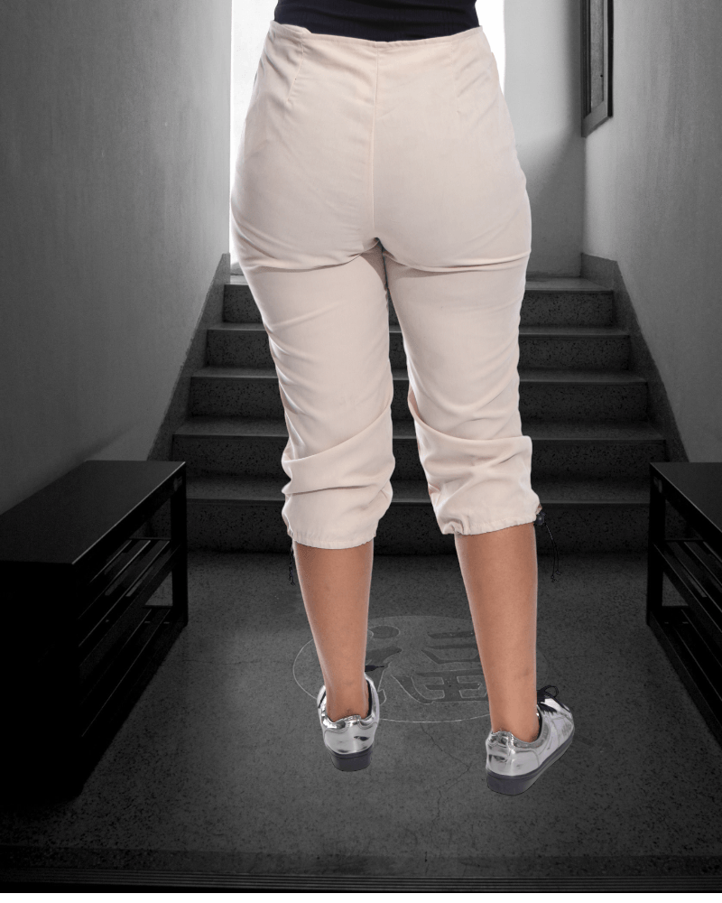 Ladies Beige Pocket Capri Pants - StylePhase SA