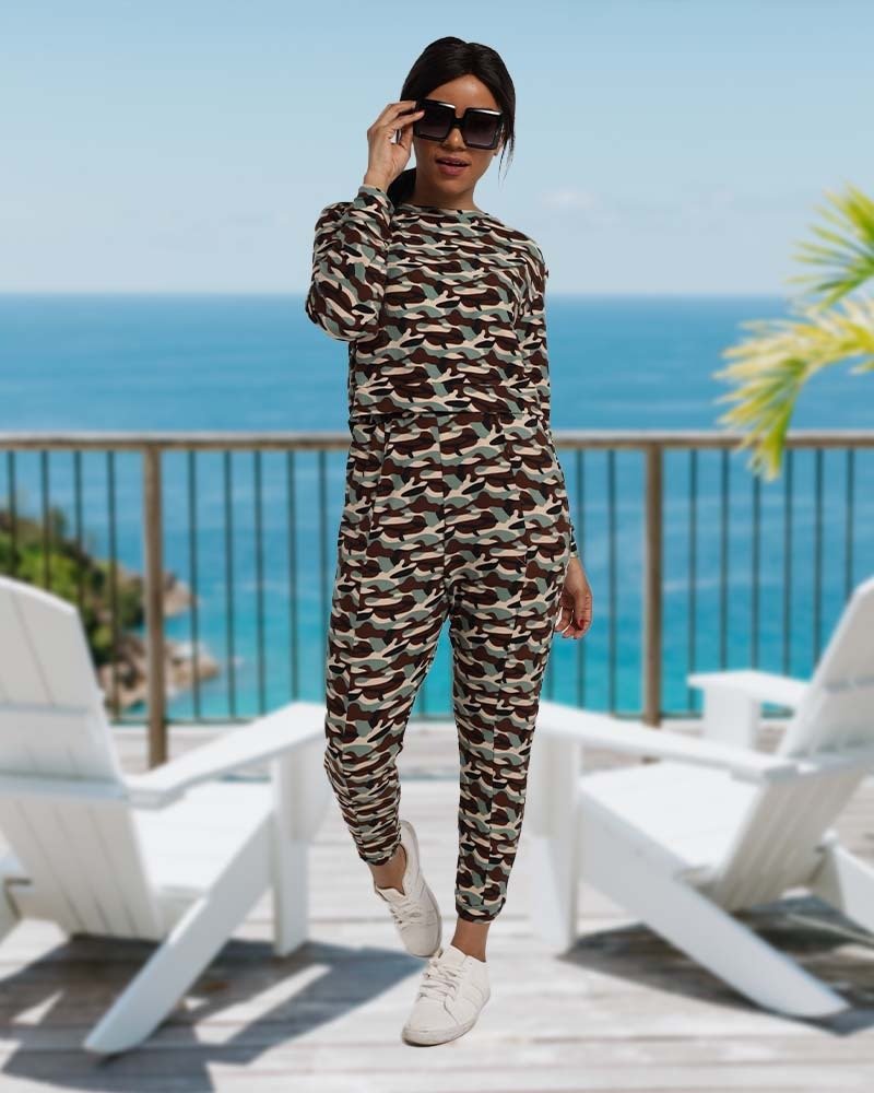 Ladies Camo Pattern Tracksuit - StylePhase SA